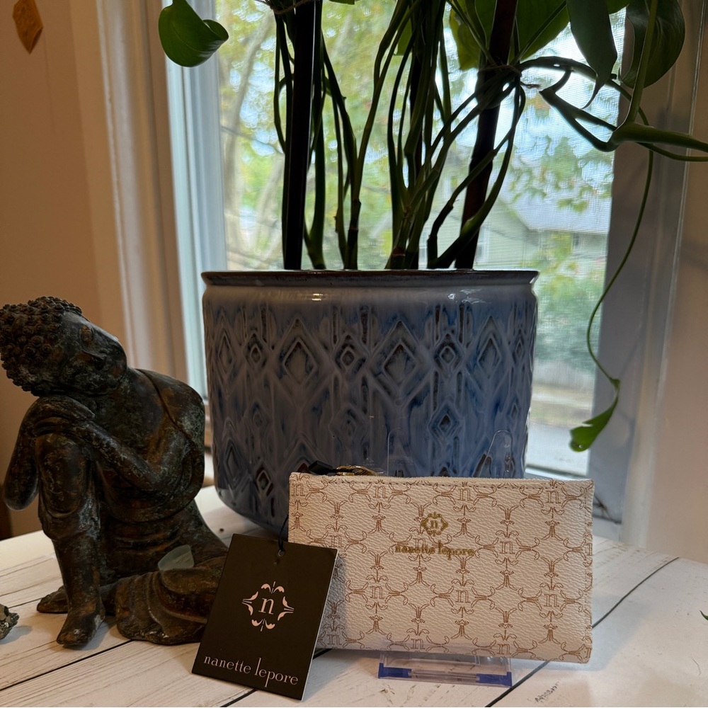 Nanette‎ Lepore | Mya Slim Bifold Wallet, Cream and Gold